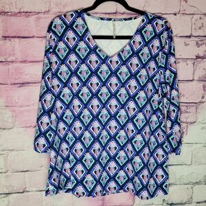 LULU B BOLD NEON ALLOVER PINEAPPLE PRINT V NECK QUARTER SLEEVE UPF 50 TOP XL